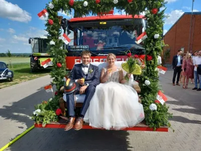 Kamerad Christian Hunzelar heiratet