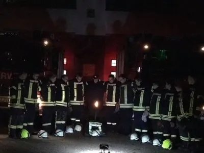 Gruppenbild Anteilnahme Verletzte Kameraden