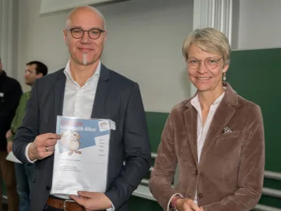 Urkundenuebereichung Frau Feller